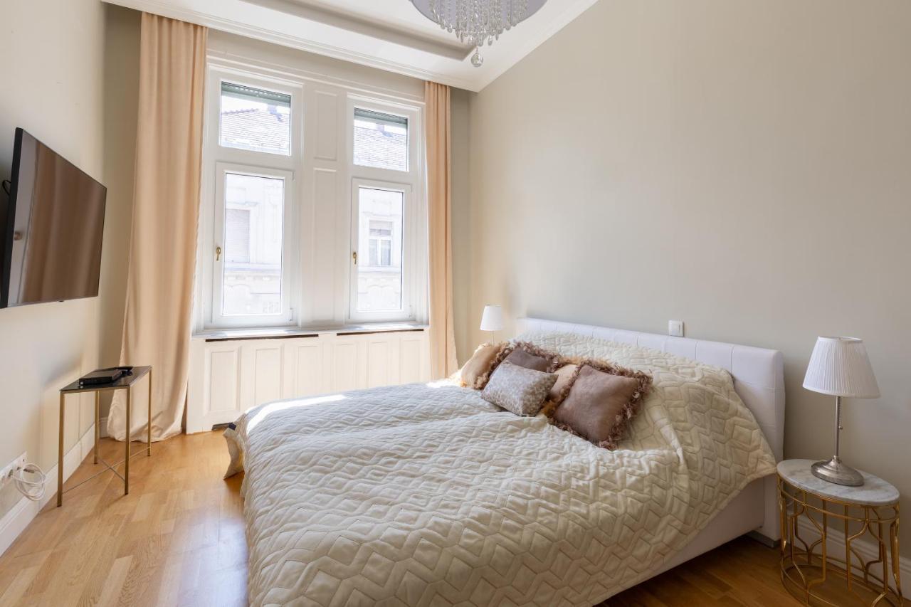 Designer Luxury Home In The Jewish Quarter بودابست المظهر الخارجي الصورة
